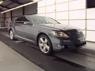 2012 Lexus LS 460 LUXURY & COMFORT!