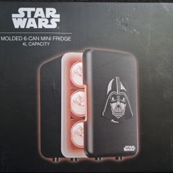 Star Wars Mini Fridge 6 Can Black Darth Vader 4Liter 120 Volt 36W Electric New