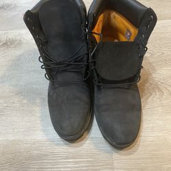 Black timberland boots
