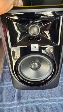 JBL  305P  Mkll series . profesional harman