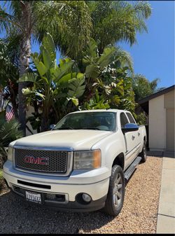 2012 gmc sierra Denali