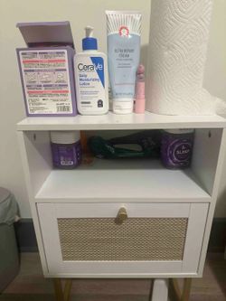 Bedside table