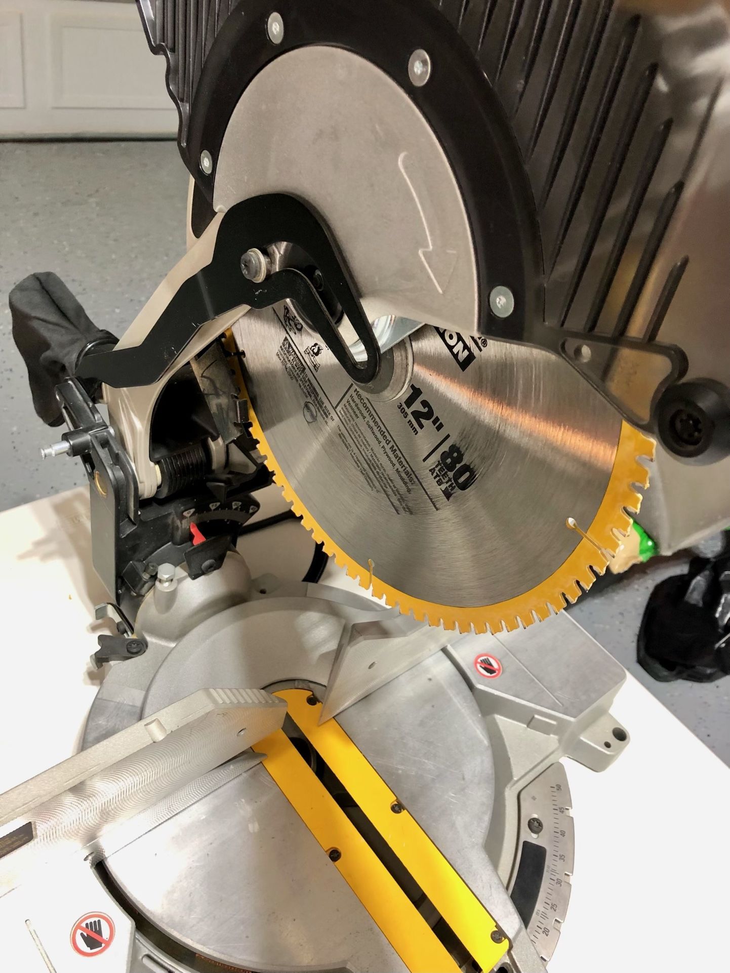 Dewalt DW715 12” Miter Saw