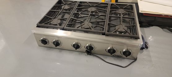 High End Decor 6 Burner Gas Cooktop