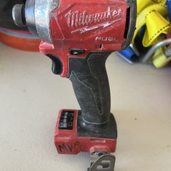 Milwaukee Impact Screw Gun