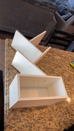 Tabletop book shelf