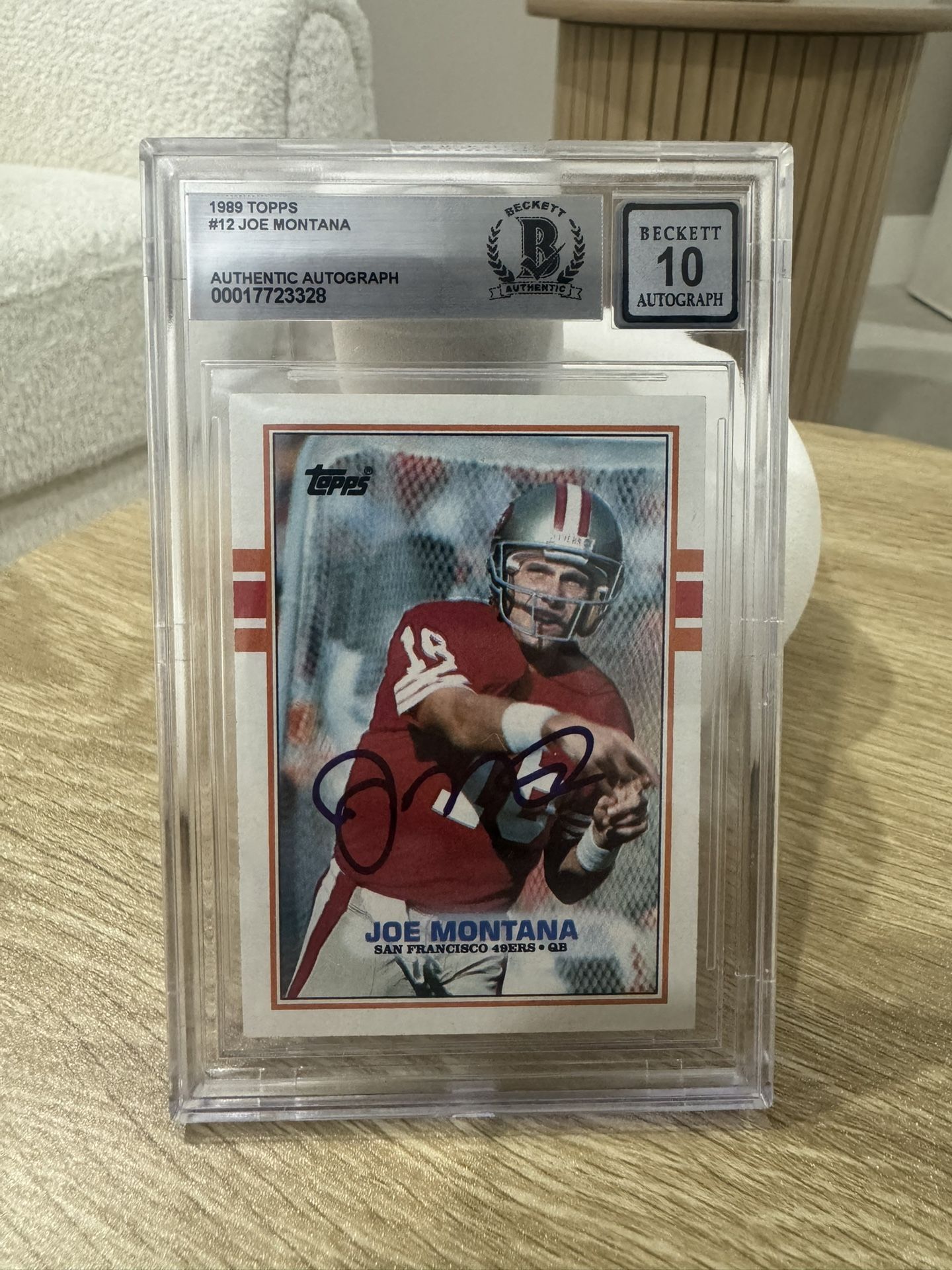 Joe Montana Signed topps #12 Card