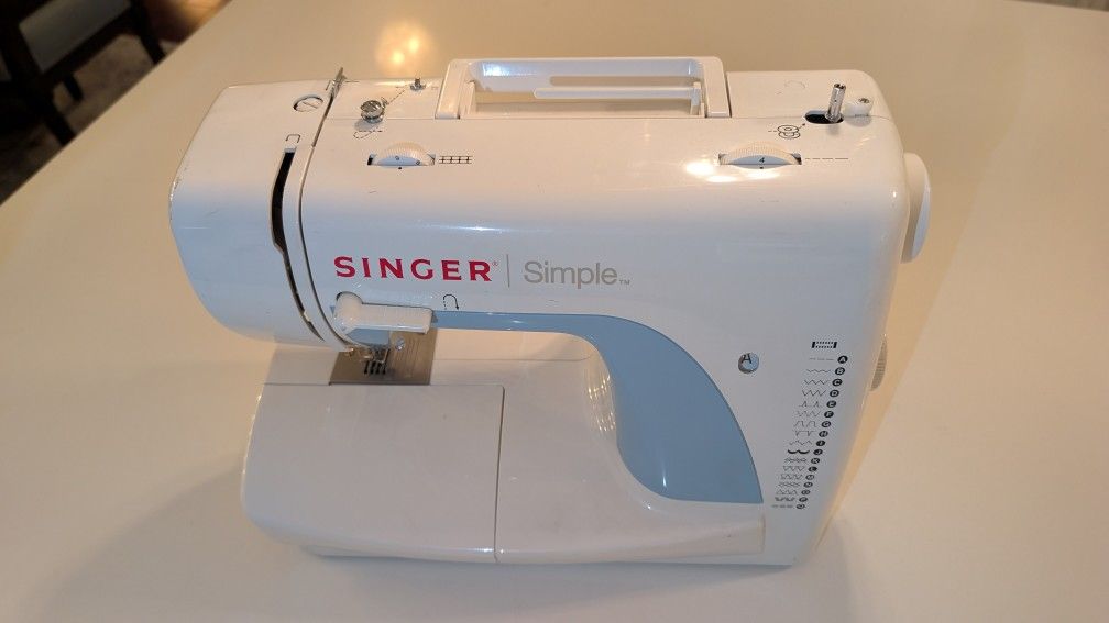 Singer Sewing Machine