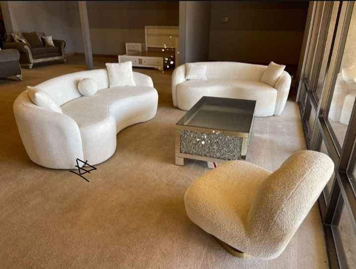 🌸Isabella White Upholstered Living Room Set
Coaster 2 Piece Sofa And Loveseat $20 Down Payment and delivery available