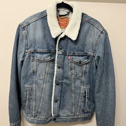 Vintage Levis sherpa jacket