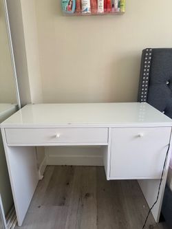 IKEA SYVDE DRESSING TABLE WHITE