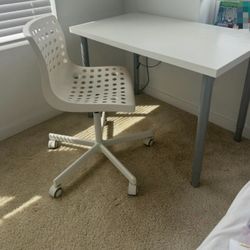 DESK