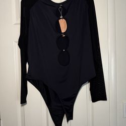 Plus Size Tops/Bodysuits