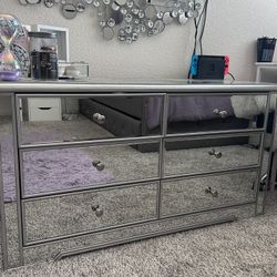 Mirrored 6 Pullout Chest Drawer 