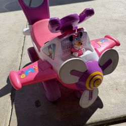 Minnie Mouse Airplane 