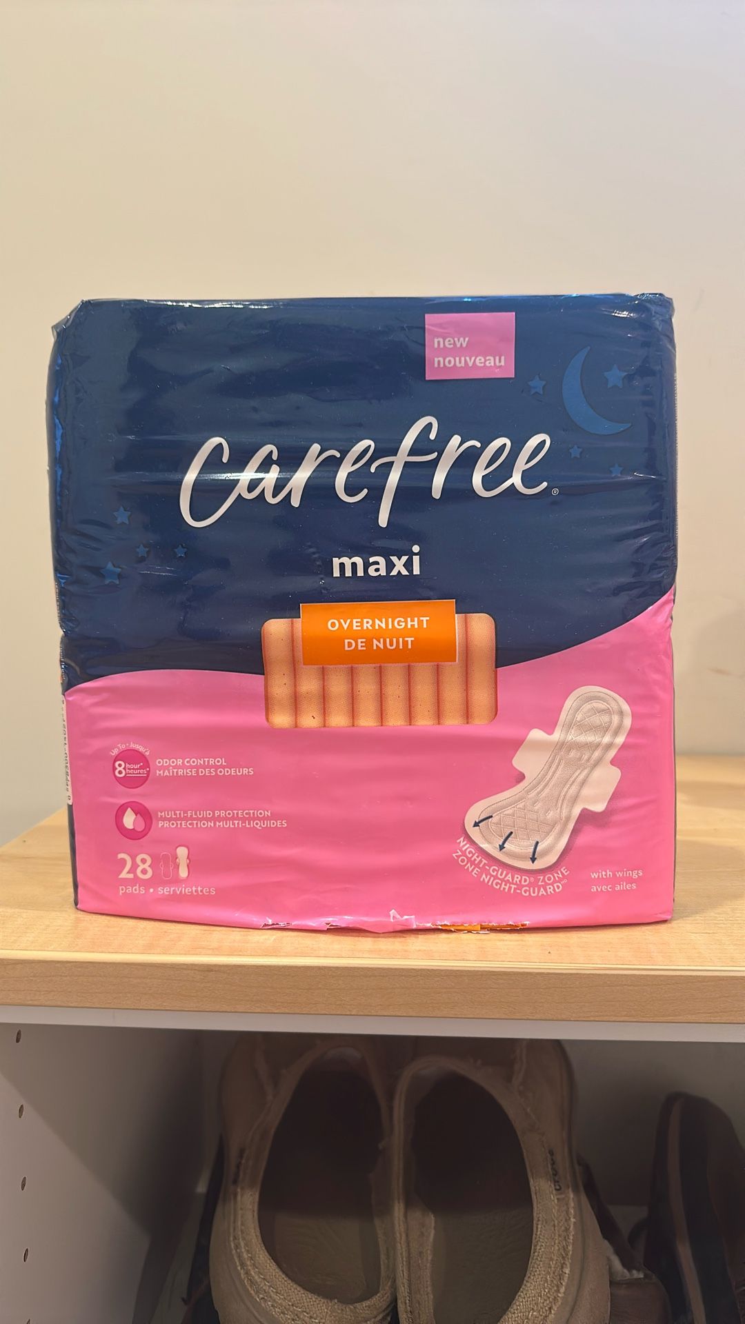 Carefree maxi pads with wings 28 count