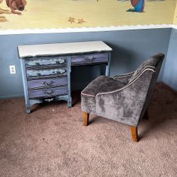FREE DESK AND CHAIR