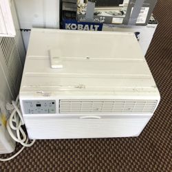 Comfort Aire 12000 BTU 