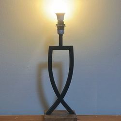 Ashley Makara Black Brown Table Lamp