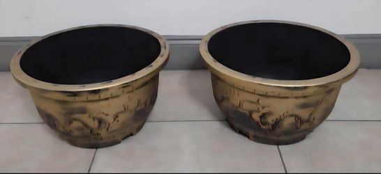 *** JUST REDUCED *** PAIR of 17" (Diameter) Gold Resin Planters (2 for $35) @ Lasting Creations