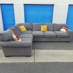Modern Sectional Couch Gray 🛋 Very Nice 🛋 