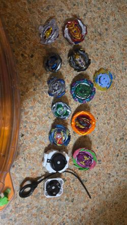 Beyblade LOT