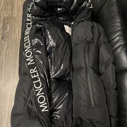 Moncler Puffer