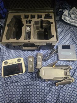 DJI Mavic 3 Pro Fly More Combo with DJI RC (Unbound)