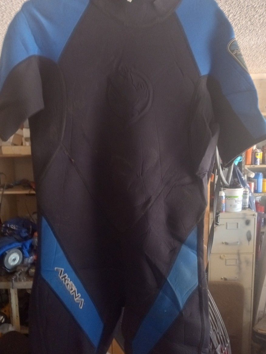 Scuba Diving Suits Small To Large