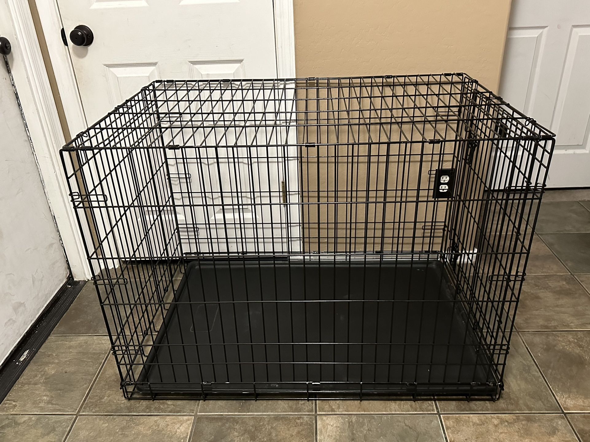 Great condition Dog Crate