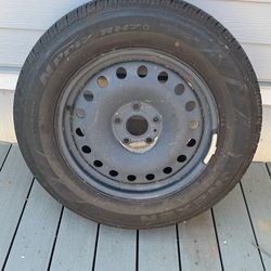 Jeep Grand Cherokee Or Dodge Durango spare wheel