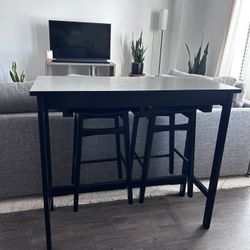 Bar Table