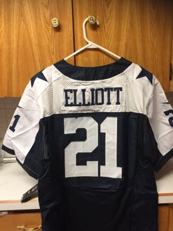 Elliott-Nike large