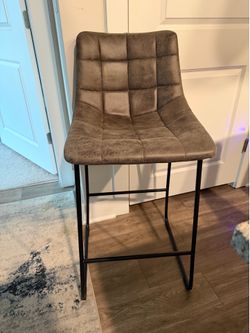 Set of 4 — Elements International Seth Bar Stools, Gray