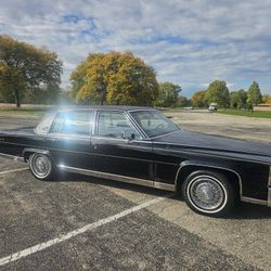 1985 Cadillac Brougham D'elegance 