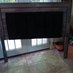 Queen Size Bed Set with 
(Light Up Head Board)
Mattress & Box
Bed Frames