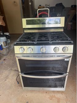 Gas stove