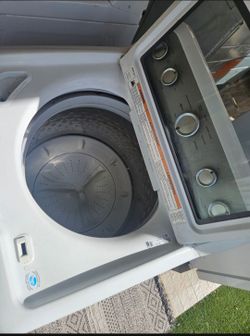 Maytag electric washer and dryer