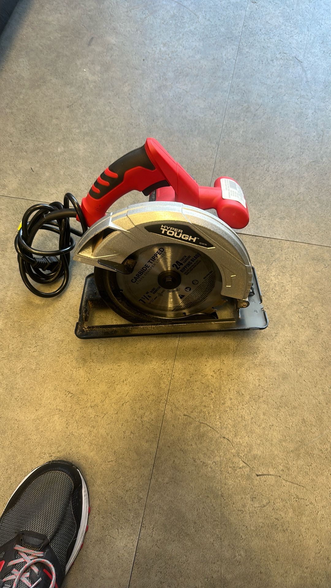 Hyper Tough Saw- 7 1/4” Blade