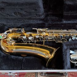 E Flat Alto Saxophone 