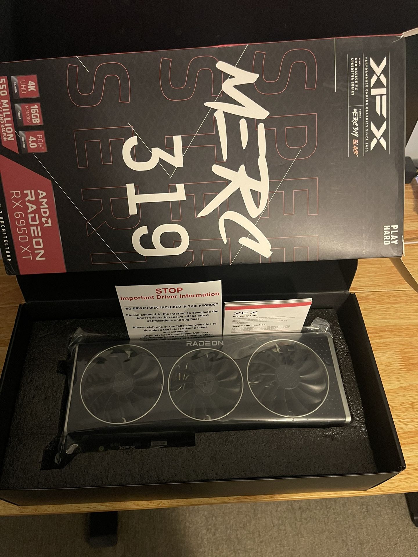 AMD RX 6950 XT