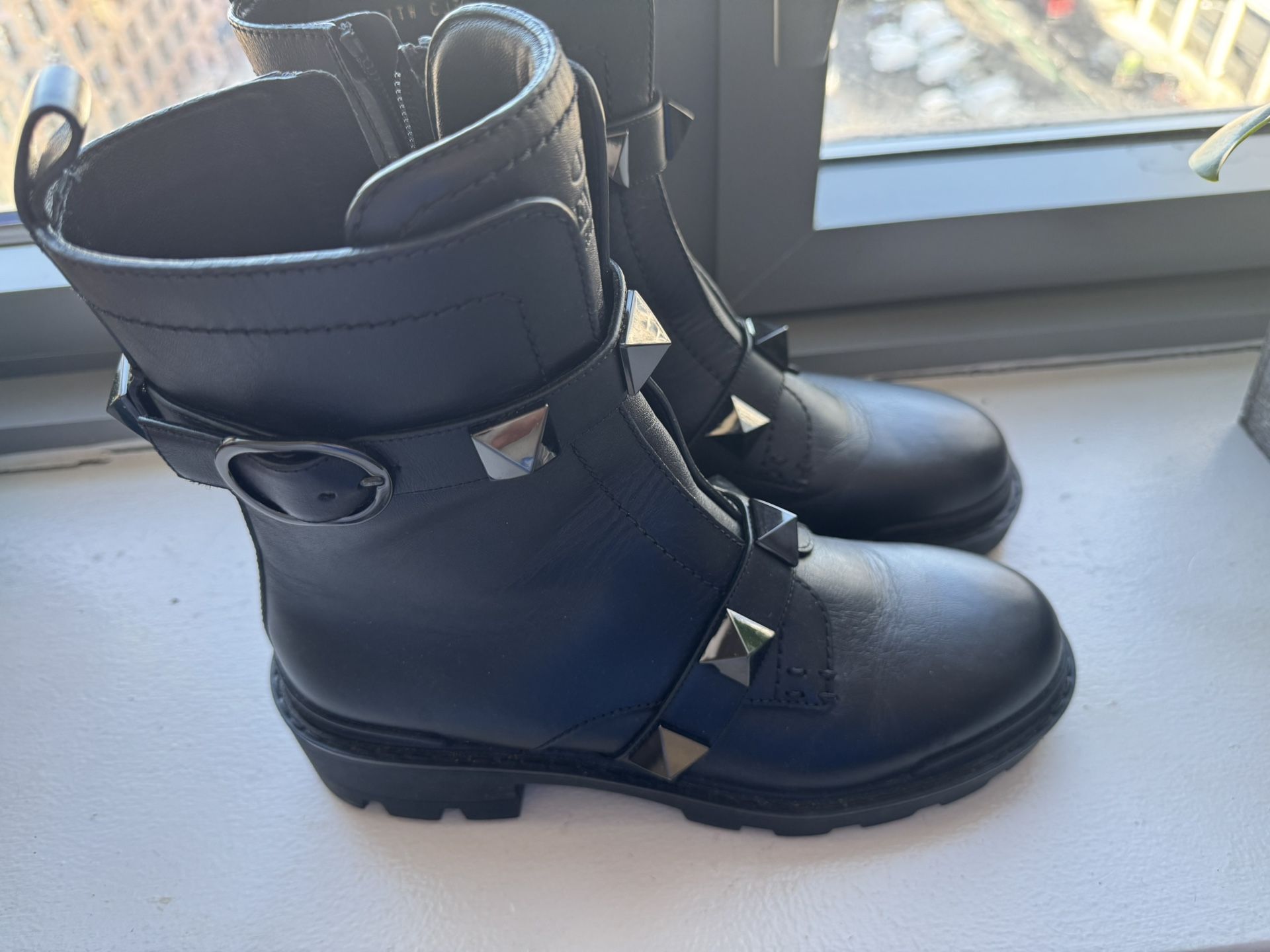 Roman stud leather ankle boot Women's Size: VALENTINO GARAVANI