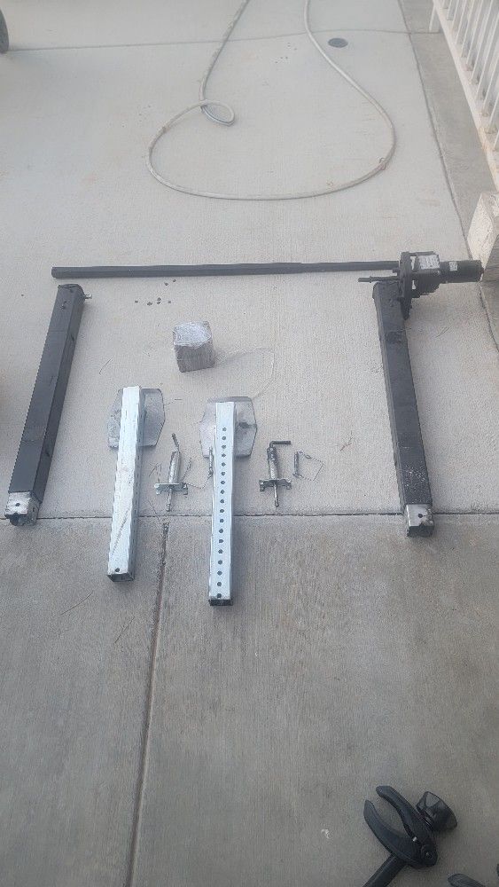 Complete Fifth Wheel Trailer Landing Gear System