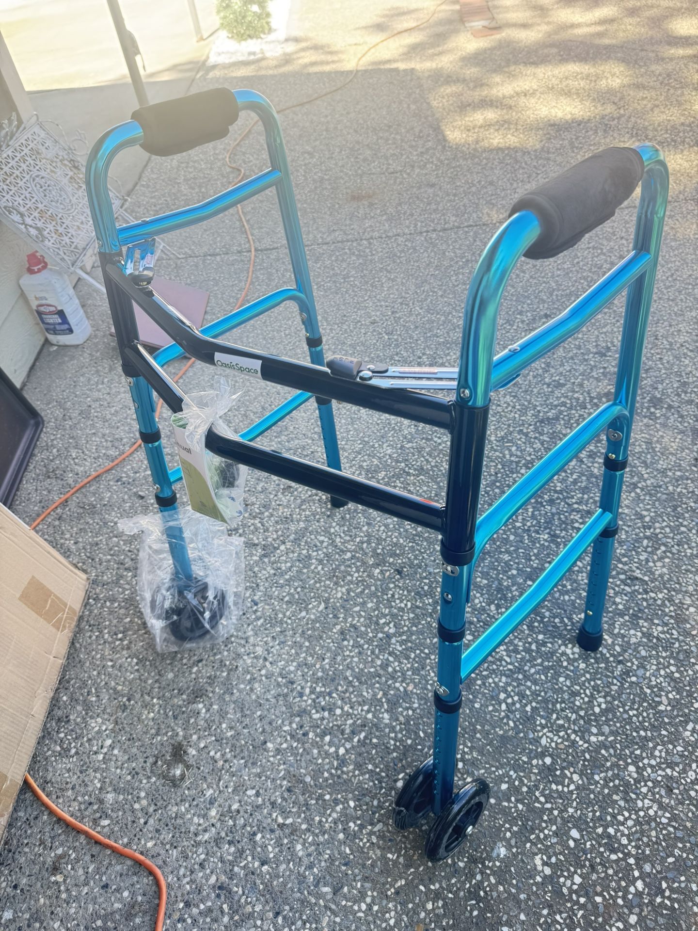 Brand New Heavy Duty Folding Blue Walker Holds Up To 500 Lb