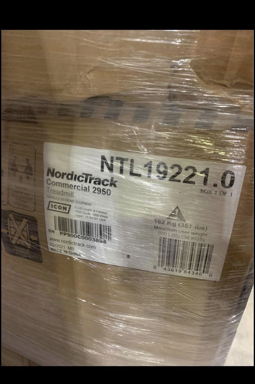 New NordicTrack Commercial 2950 Treadmill. $2,800 Value ($600 OFF RETAIL!). 22 inch Screen 1 year ifit Membership.