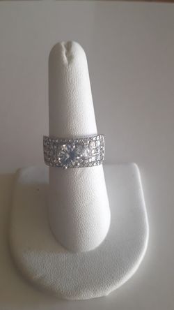 Silver Cluster/Solitare Ring Size 7