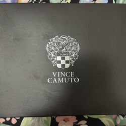Vince Camuto Size 7