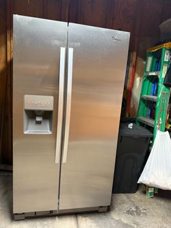 Whirlpool heavy duty refrigerator