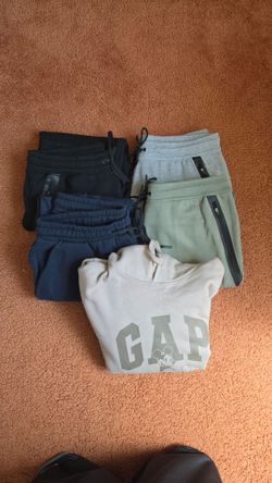 Size M sweats pants n size L hoodie Mickey Mouse