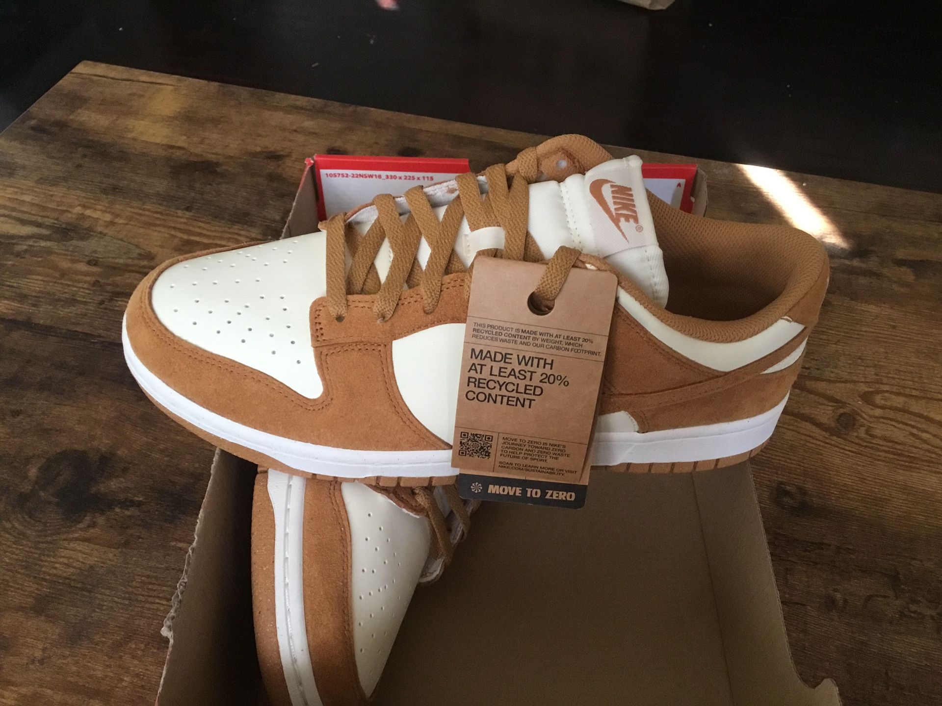 New Nike Dunk Low size 10.5M/12W